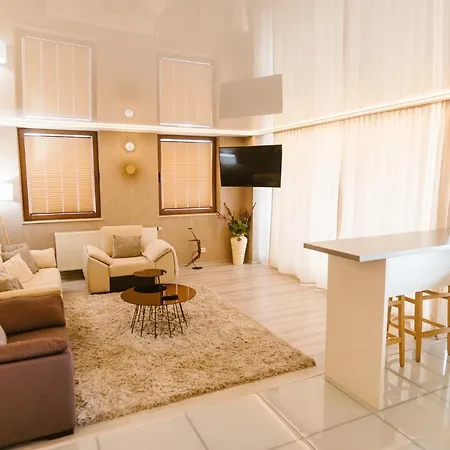 Sky View - Luxury With A Dream View * Braşov
